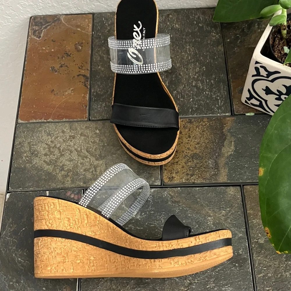 Onex Vanish NEW Black and Cork Wedge Sandals with Rhinestone Straps‎ Size 5